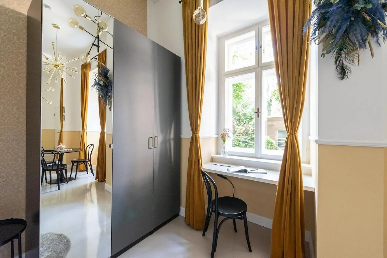 Appartamento Gustav Klimt Studio At Belvedere By Hm Vienna